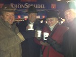 Alphornbläser Schwarze Berge trinken Glühwein